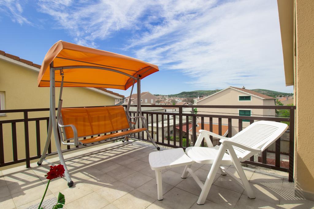 Apartments Maky & Dino Vodice Room photo