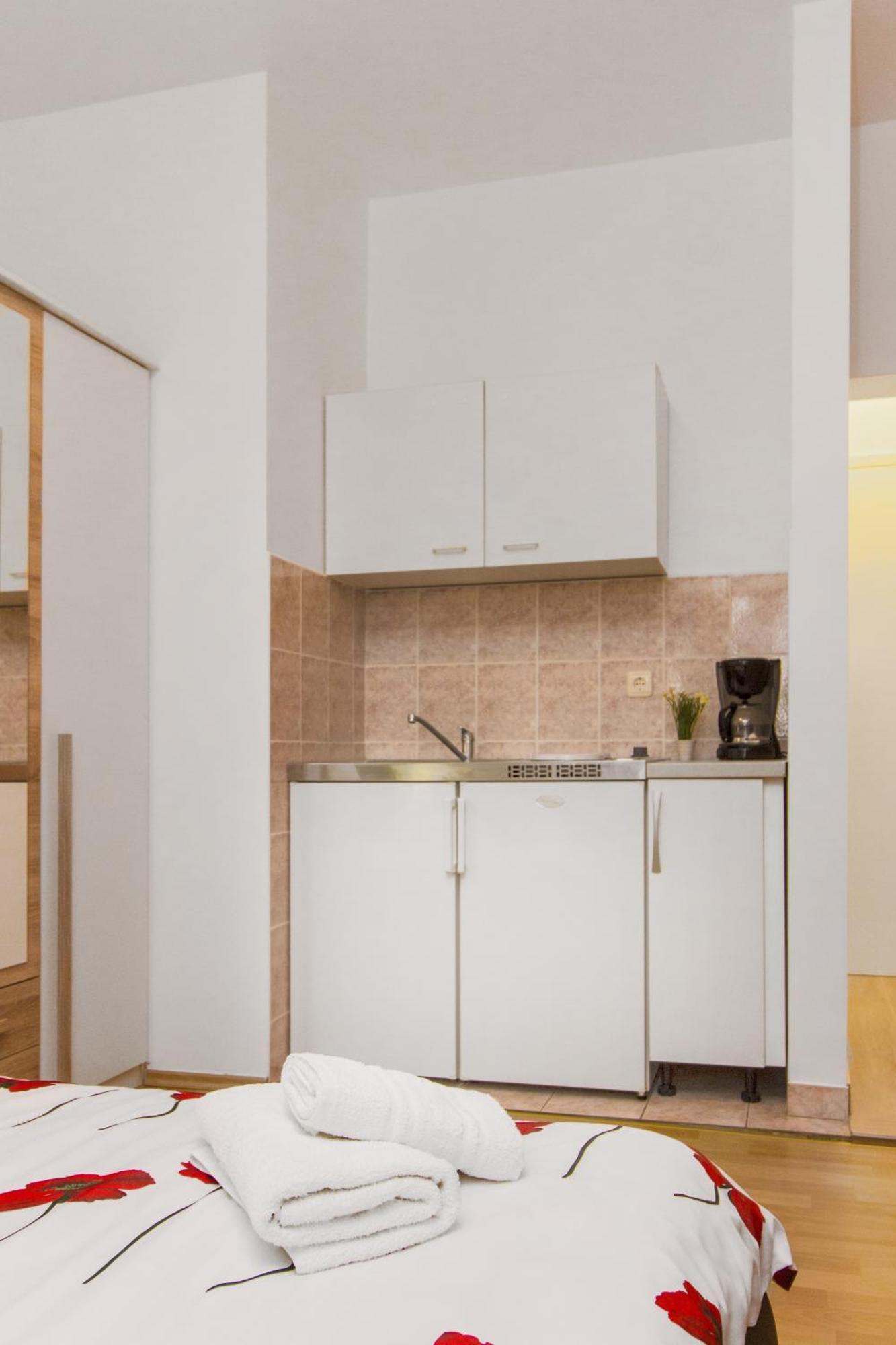 Apartments Maky & Dino Vodice Room photo