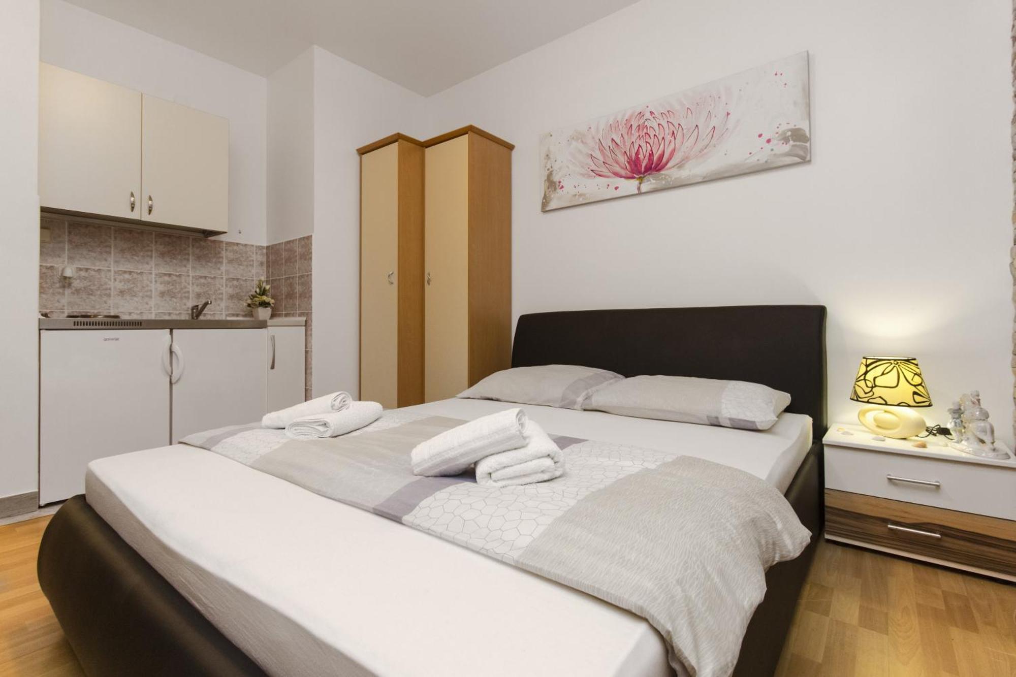 Apartments Maky & Dino Vodice Room photo